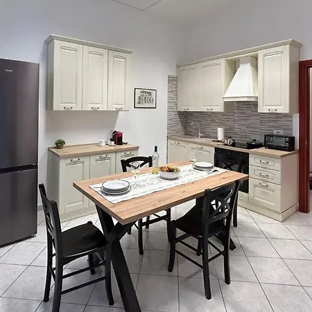 Lovely Qse Appartement Quartu SantʼElena